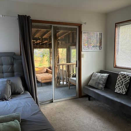 Ambiance - King Bed Cabin, Jetted-Tub & Fireplace Tobyhanna Exterior foto